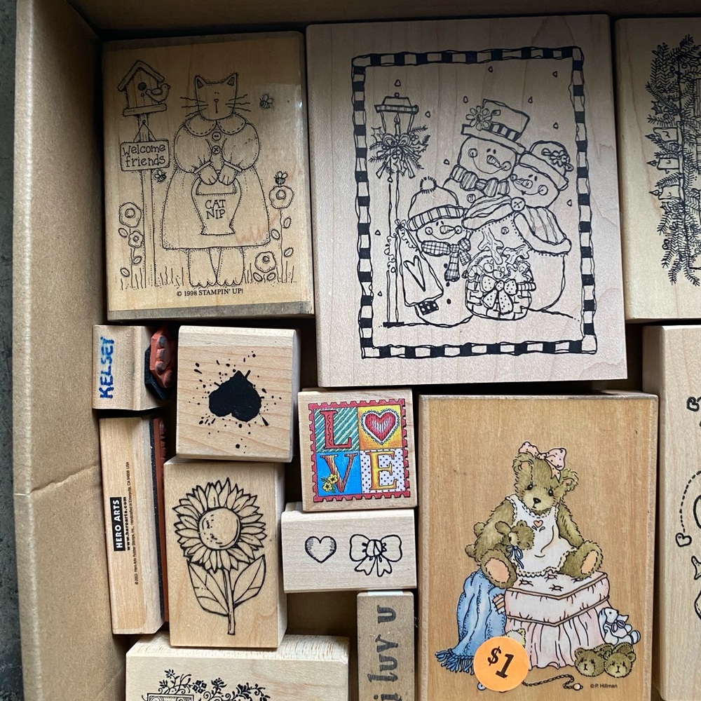 Stamps - Picture 2 of 5